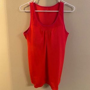 Athleta tank top with built in bra never worn